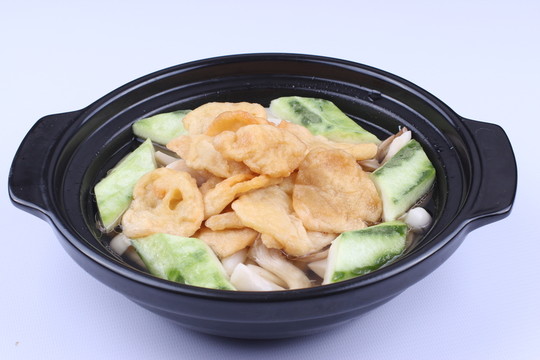 魚腐雞湯雜菌煲