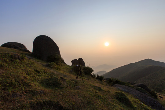 五皇山 日出 石頭
