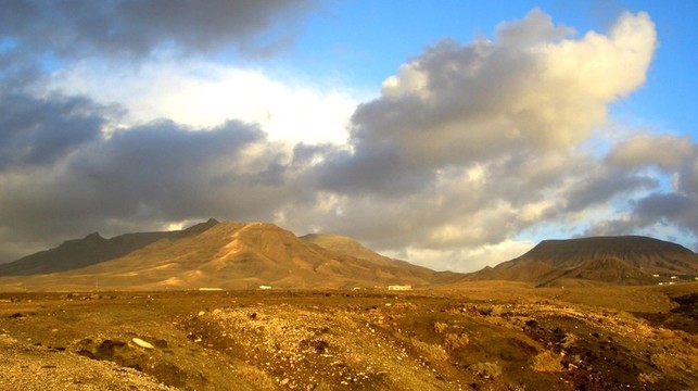 富埃特文圖拉島