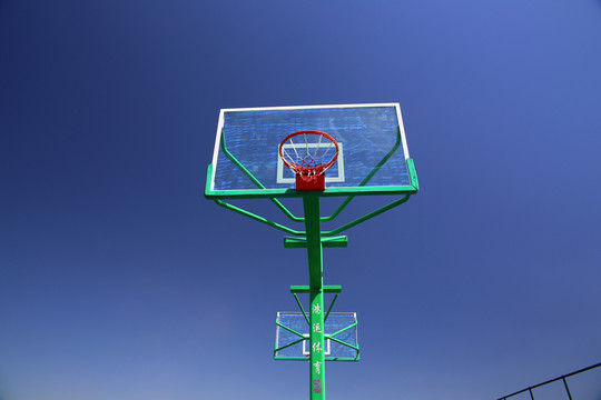 籃球架