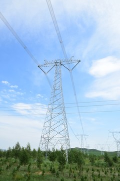 高壓線鐵塔