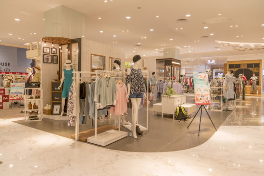 女裝專賣店