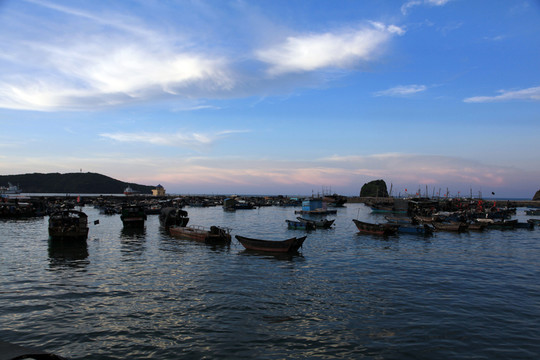 海上漁船