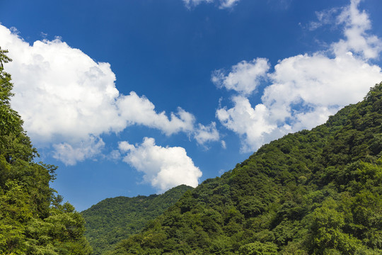 大山 藍(lán)天