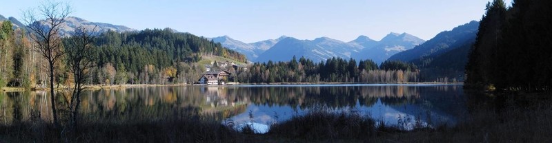 黑湖的全景