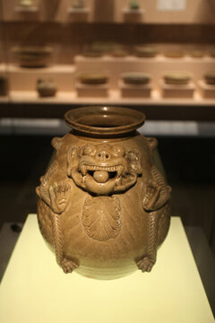 南京博物院 陶罐 博物院 展廳