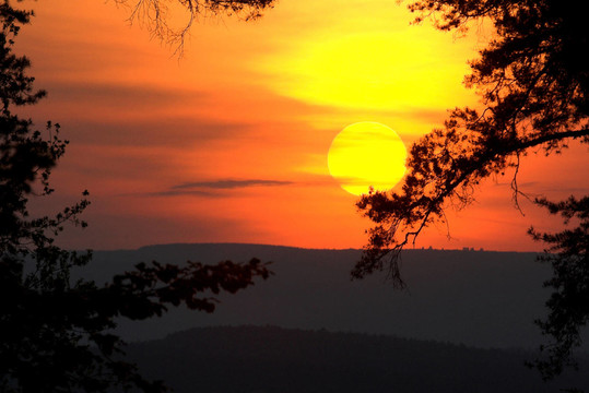 昨天feuerzauber abendhimmel [是]
