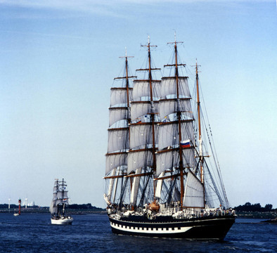 非盟巡游？enweser
