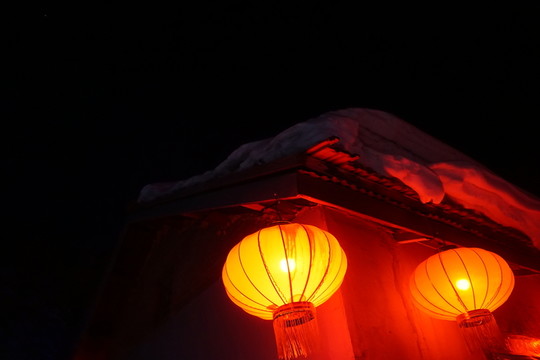 雪鄉(xiāng)過(guò)年