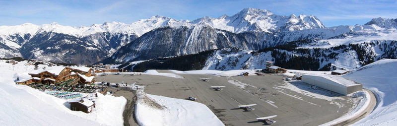 高山短距起落機(jī)場(chǎng)Courchevel -起飛
