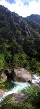 山泉