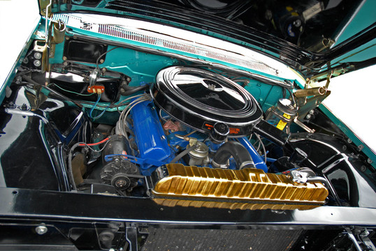 凱迪拉克V8發(fā)動(dòng)機(jī)