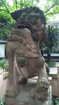 石獅子