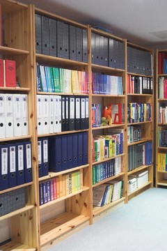 書架