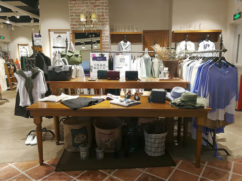 男士服裝專賣店 精品店裝飾設(shè)計(jì)