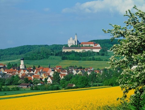 ortsansicht MIT Kloster內(nèi)勒斯海姆