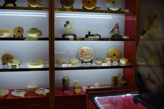 玉器 雕件 玉器櫥窗