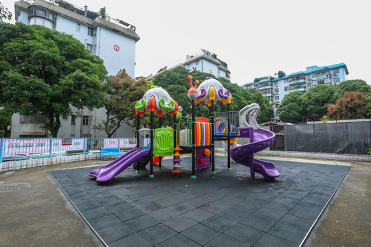 兒童游樂區(qū)