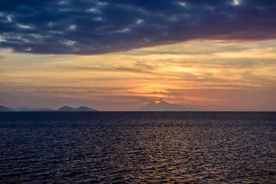 海上晚霞
