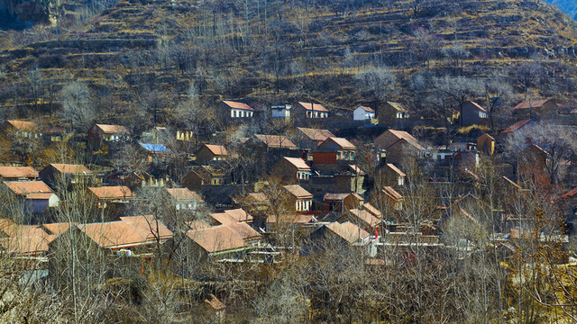 山村