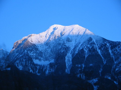 藍(lán)色的光芒
