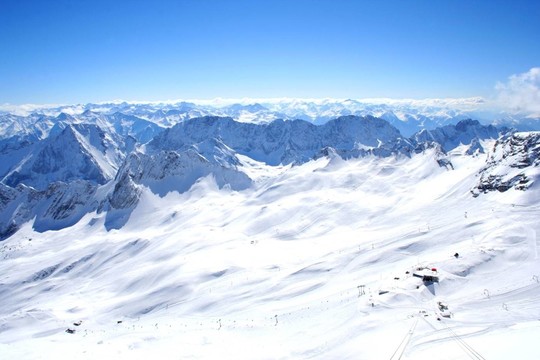 滑雪zugspitzplatt