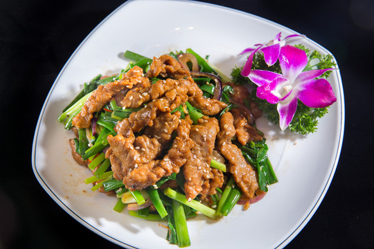 大蒜炒牛肉