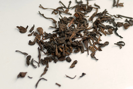 普洱茶白上的宏