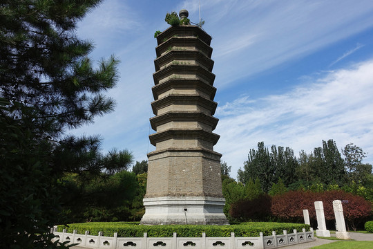 北京古塔公園 十方諸佛寶塔