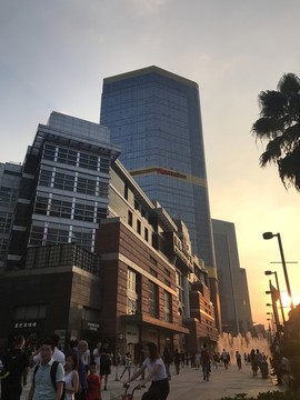 廣州 天河 珠江新城 藍(lán)天白云