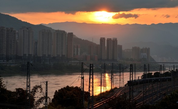 夕陽下鐵路