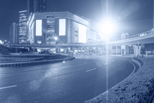 城市道路夜景