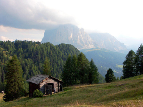 almhüTTE