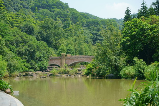 云溪生態(tài)公園疊水園