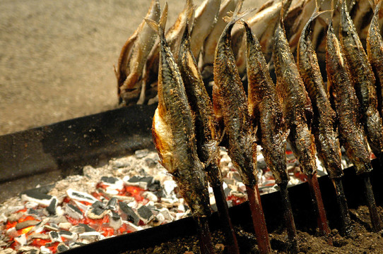 串燒烤魚