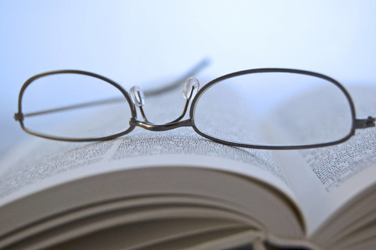 打開的書