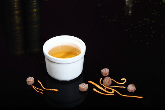 蟲(chóng)草花湯