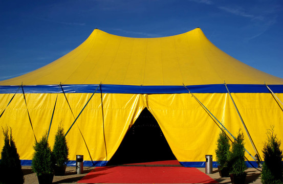 马戏团的帐篷