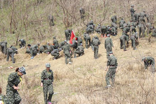 軍事訓(xùn)練