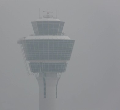 在霧