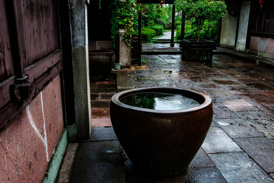 大水缸