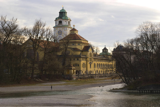 volksbad in munich