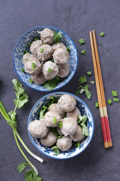牛肉丸火鍋