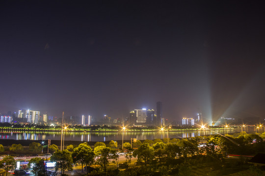 長(zhǎng)沙湘江風(fēng)光帶夜景