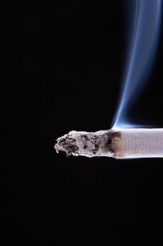燃燒的香煙
