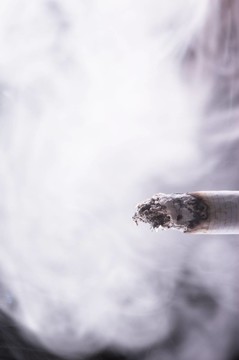 燃燒的香煙