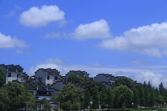 關(guān)山度假村