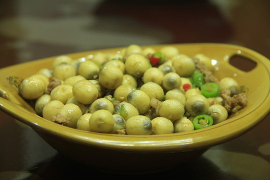蓮子炒肉泥