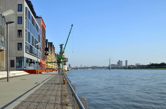 rheinauhafen