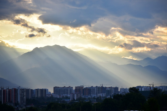 霞光萬丈 魅力西昌